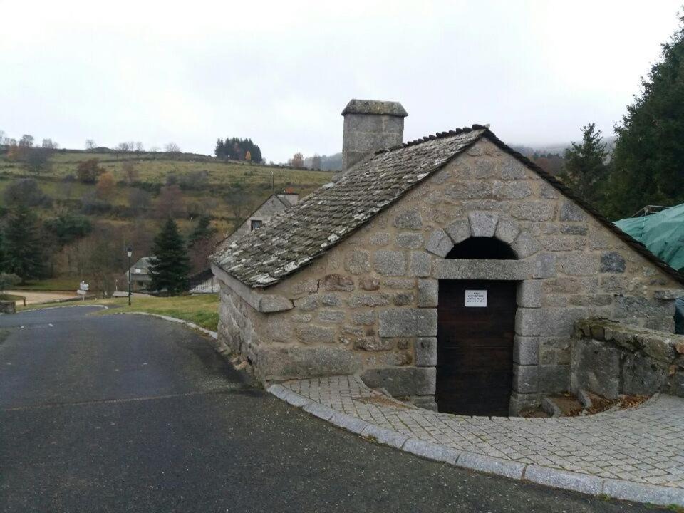 Apartmán Lo Vedelier D'Aubrac Laguiole Exteriér fotografie
